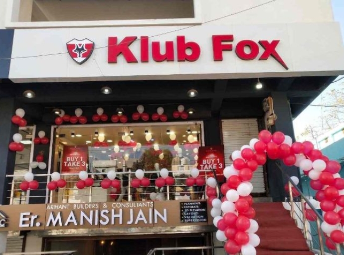 Klub Fox plans store openings